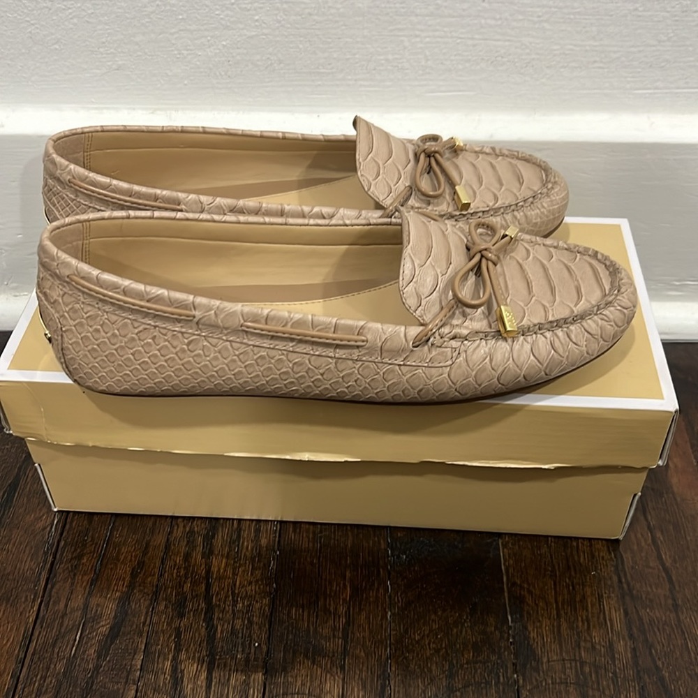 MICHAEL Michael Kors Women's Daisy Moc